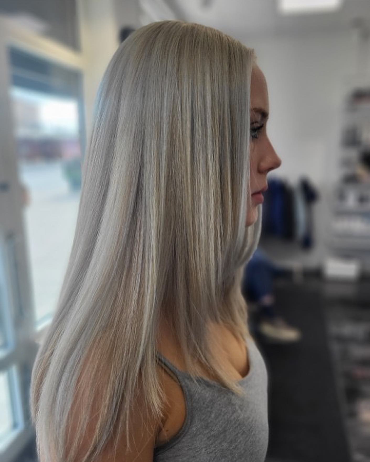 Efter: klar blond finish